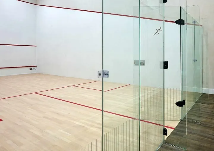 16- London Dock Squash Kortu